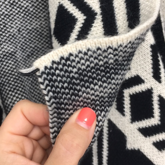 Tribal print sweater forever 21 - Picture 8 of 8